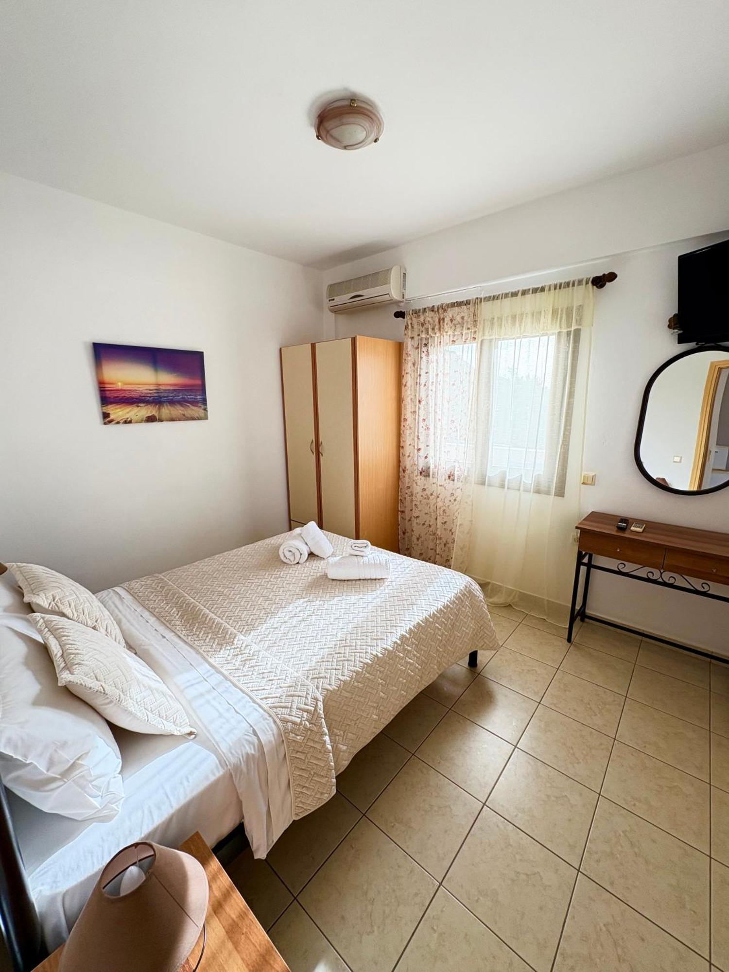 Rousolakos Pool Apartments Palekastro Exterior foto